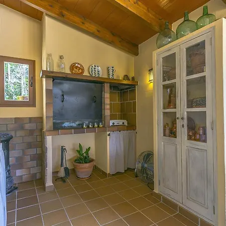 Gallinas Villa
